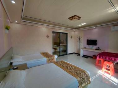 Longhushan Youjian Inn