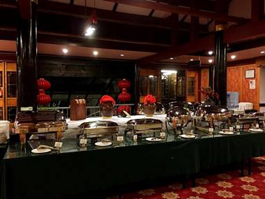 Lijiang Wangfu Hotel