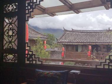 Lijiang Baisha Holiday Resort