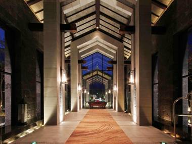 Pullman Lijiang Resort & Spa