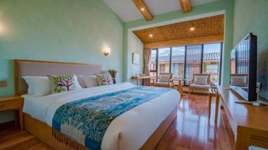 Floral Hotel Yulong Frozen Mansion