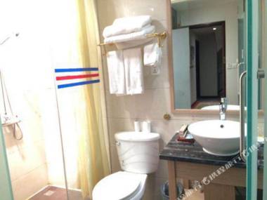 the No. 1 Courtyard Hotel