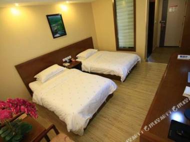 Fairyland Hotel (Lijiang Huama Street)