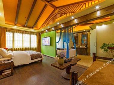 An Bian Yu Xuan Ge Jing Pin Ke Zhan (Li Jiang Yu Xuan Dian )