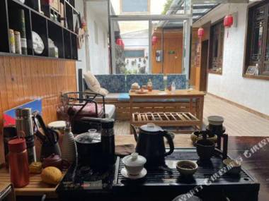 Li Jiang Xi Bo Jia Yuan Inn