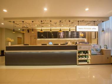 Hanting Hotel Zhengzhou Zhengdong New District Convention Center