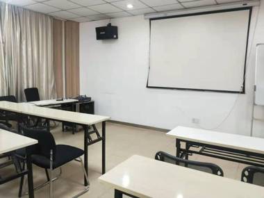 Hanting Hotel Zhengzhou Technology Market