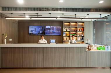 Hanting Hotel Zhengzhou Shangding Road