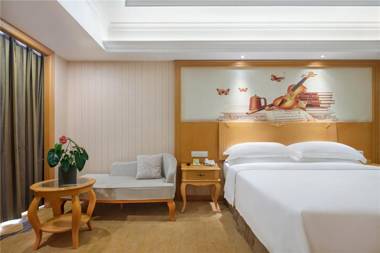 Vienna Hotel Zhengzhou Zhongyuan Futa