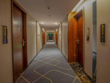 Chonpines Hotels·Zhengzhou Haitian Jiari Daxue Road