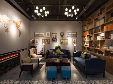 James Joyce Coffetel·Zhengzhou Convention and Exhibition Yaozhai Road Metro Station