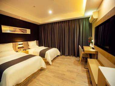 Up And In Henan Zhengzhou Economic Development Zone No.5 Street