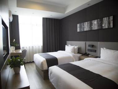 UP and IN Hotel Henan Zhengzhou Xinzheng District Shuanghu Avenue Metro Station