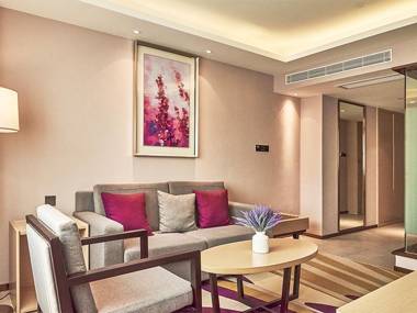 Xana Hotelle Zhengzhou Longhai Xi Road Metro Station