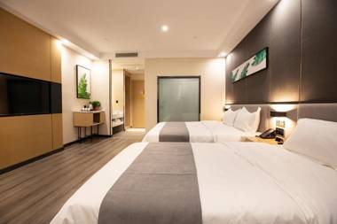 UP and IN Hotel Zhengzhou Erqi District Hanghai West Road Qiliyan Metro Station