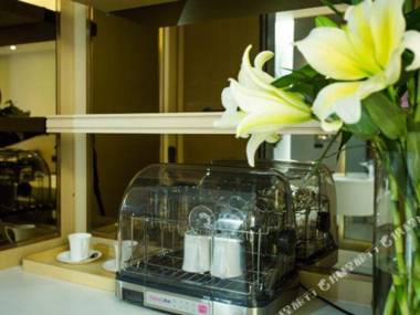 Aimu International Hotel (Zhengzhou East Railway Station Exhibition Center)