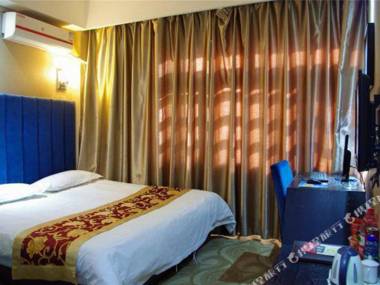 Super 8 (Zhengzhou Railway Station)