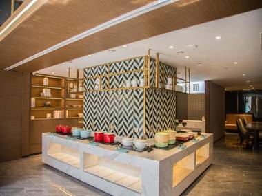 Starway Hotel Zhengzhou Songshan Road