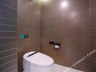 Xana Hotelle (Zhengzhou Fu Tower Qilihe Metro Station)