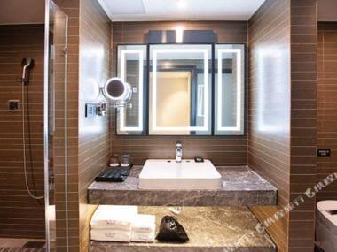 Xana Hotelle (Zhengzhou Fu Tower Qilihe Metro Station)