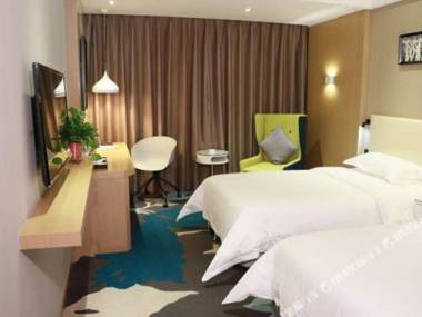 Wu Tong Shu Hotel (Zhengzhou Jingsan Road People's Hospital)