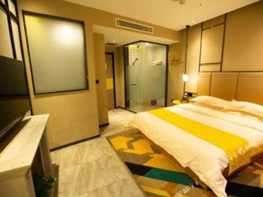 Y. Oung Hotel (Xinzheng Airport)