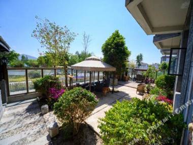 Da Li Jing Yue Hai Jing Jing Pin Inn