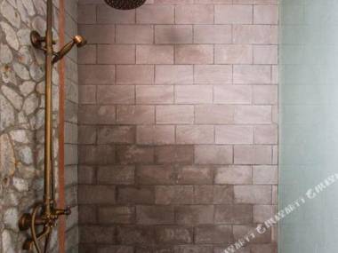 Da Li Jing Yue Hai Jing Jing Pin Inn