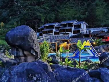 Da Li Shi Men Guan Wen Quan Hotel