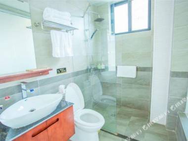 Dali Ancient Town Shiliyizhan Hostel