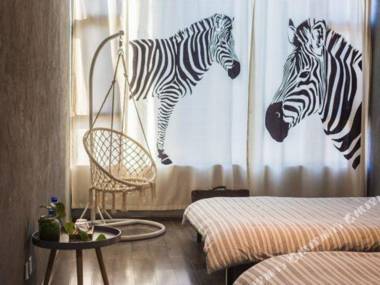 Da Li Gu Cheng 1984Qing Nian Lu She