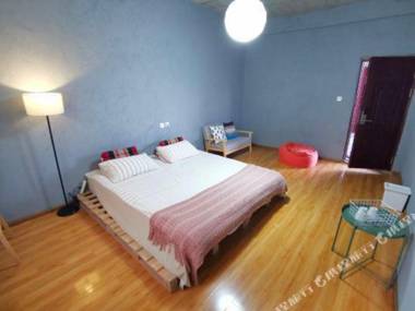 Da Li Gu Cheng 1984Qing Nian Lu She