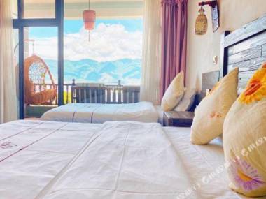Yunlang Lake View Inn