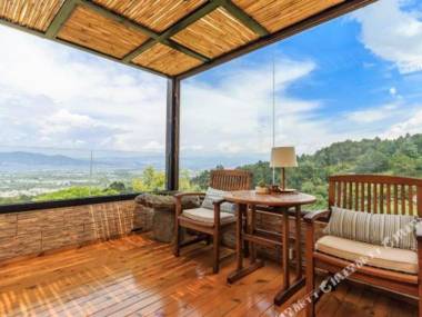 Da Li Man Yue Wu Wei Shan Ju