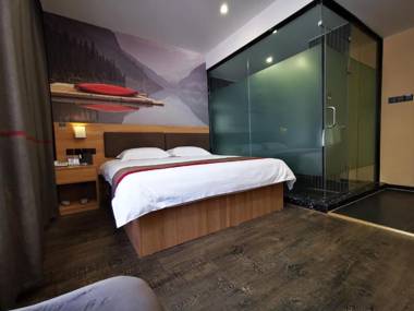 Thank Inn Chain Hotel Anhui Fuyang Funan County Yunhe East Road Store