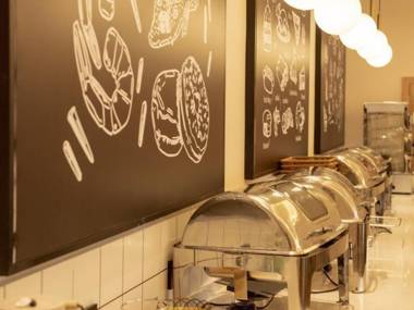 Green Tree Inn Fuyang Funan County Tianzhu Square