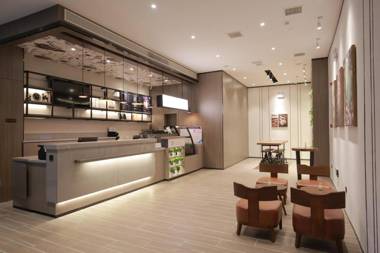 Hanting Hotel Funan Tianzhu Square