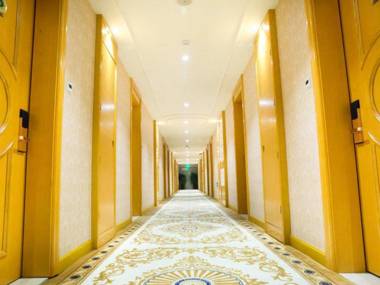 Vienna Hotel Anhui Fuyang Linquan General Passenger Station