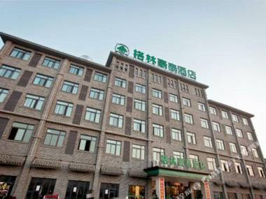 greenTree Inn(Linquan Magic City)