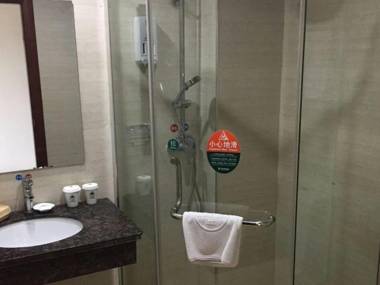 GreenTree Inn Anhui Huainan Liulizhan Express Hotel