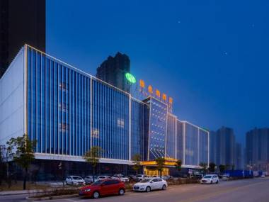 Vienna Hotel Anhui Huainan Government Affairs Center South High-Speed Railway Station