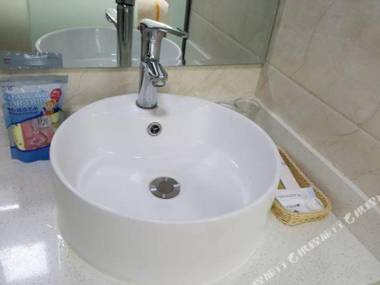 Huai Nan Wan Fu Express Hotel