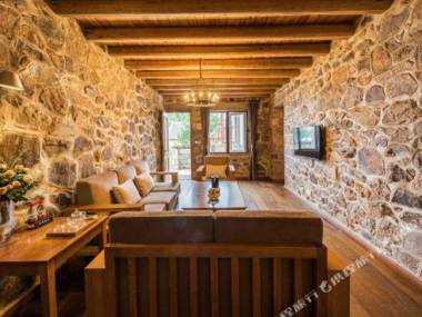 Xinhai Shanju Hostel