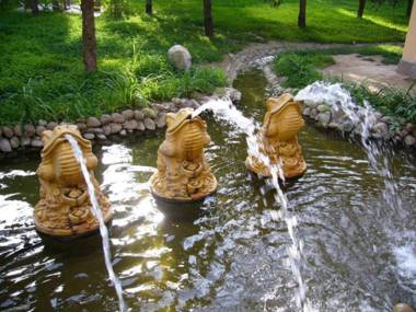 Dunhuang Jinye Hotel