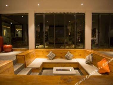 Emei Gongtonghua Inn