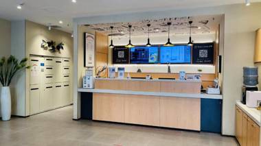 Hanting Hotel Yibin Zhongshan Street