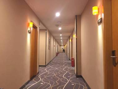 7Days Premium Yibin Riverside Branch