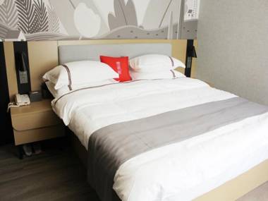 Thank Inn Sichuan Yibin Lingang District Qingniancheng