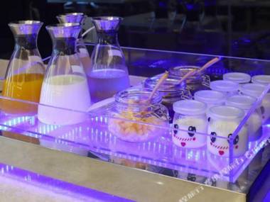 Kyriad Marvelous Hotel