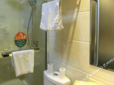 GreenTree Inn JiangSu TaiZhou YingChun W) Road Walking Street Express Hotel